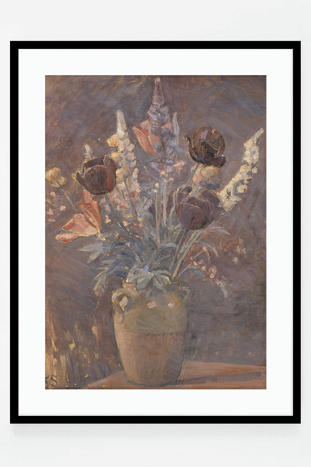 Clay vase with tulips