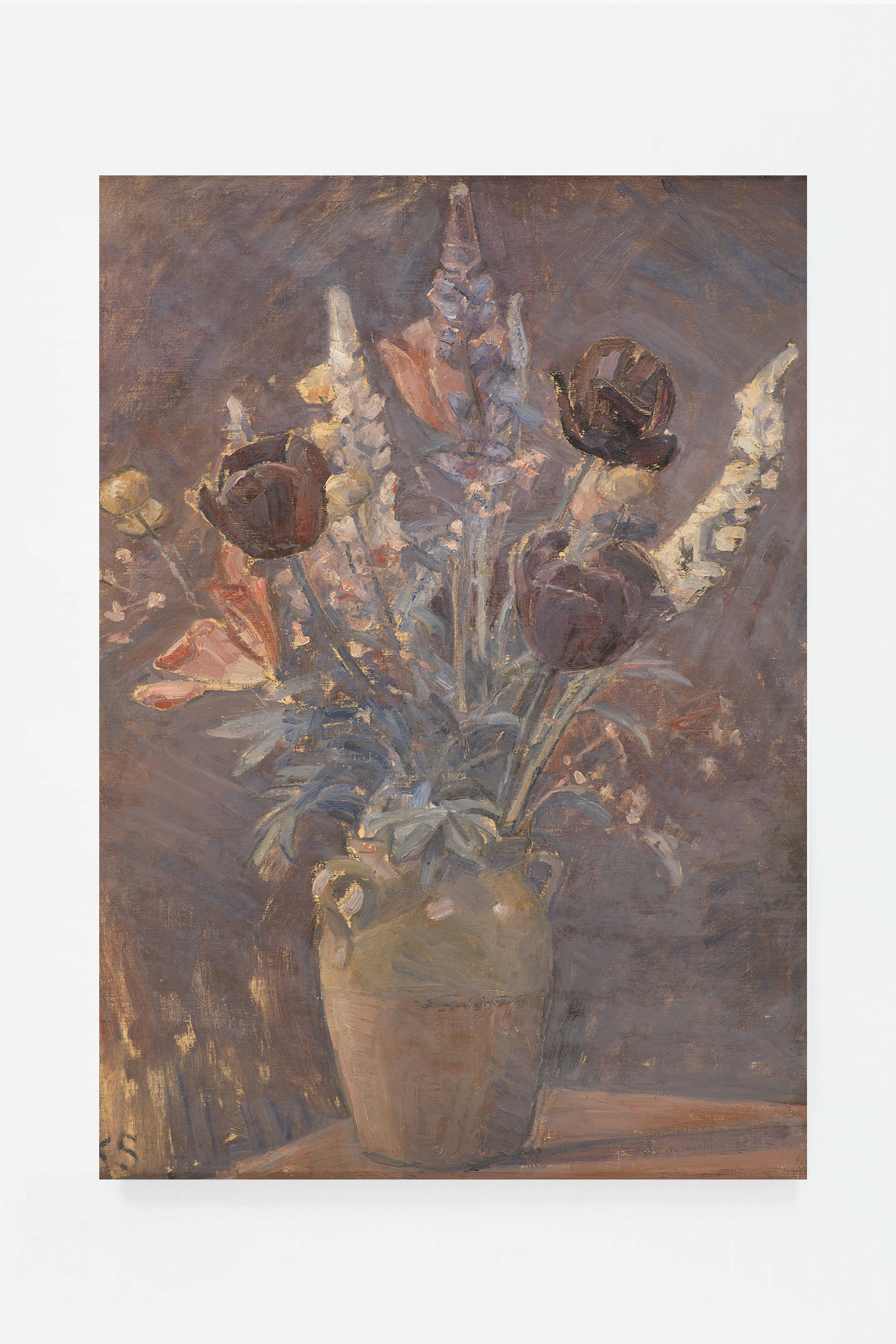 Clay vase with tulips